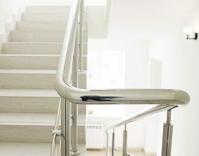 Handlauf und Gelndersysteme